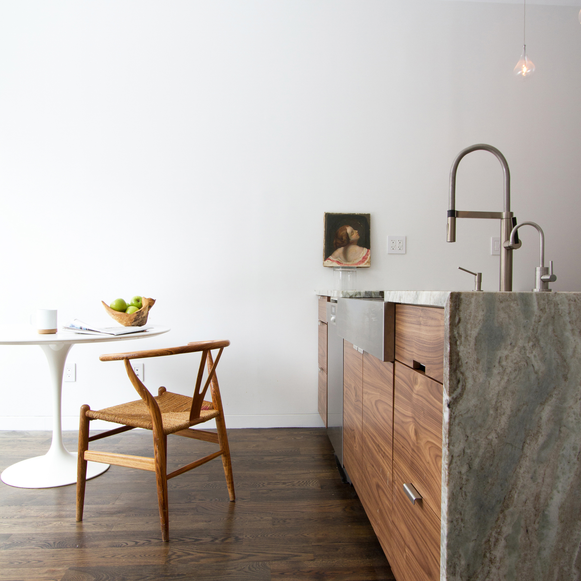 54f796a6e58ece86bb00002d_brooklyn-row-house-office-of-architecture_07_after_kitchen