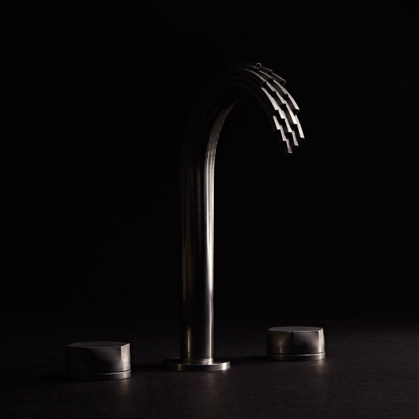 Ams_DXV_3D_faucet_one_water-3-600x600