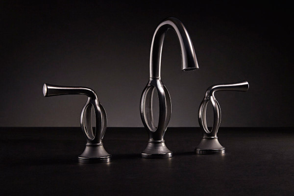Ams_DXV_3D_faucet_three_water-2-600x400