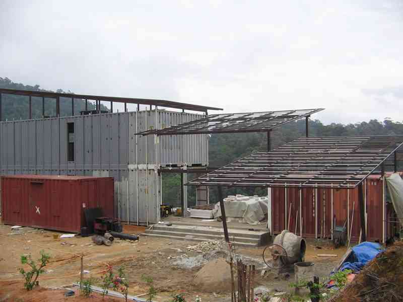 shipping-container-building-in-malaysia-17