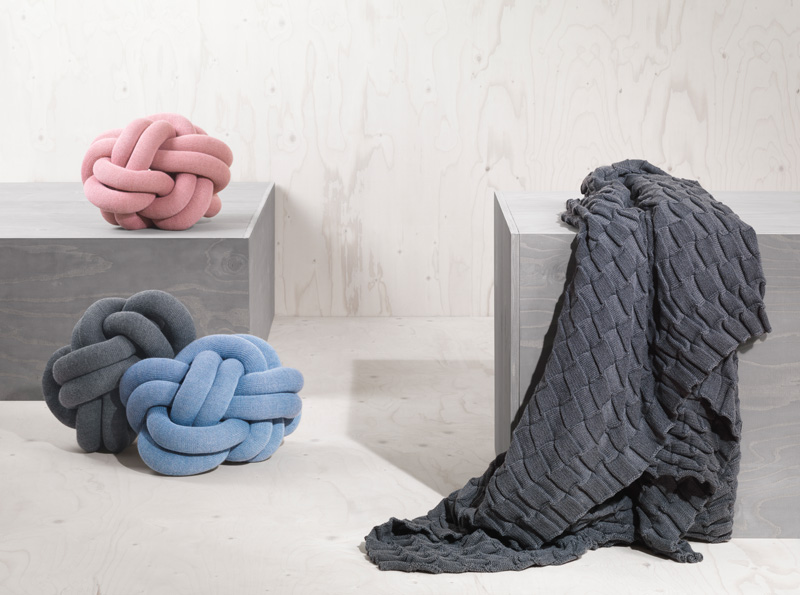 knot-cushions 2