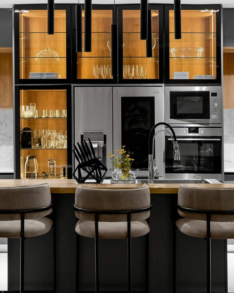 Modern grey Kitchen Layout by Kitdrobe