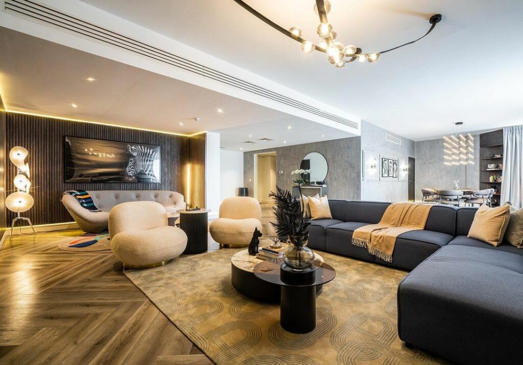 Avant-Garde Living Room By ISD Studio