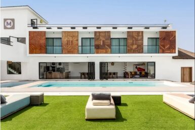 Mera Mera Beach House Lagos