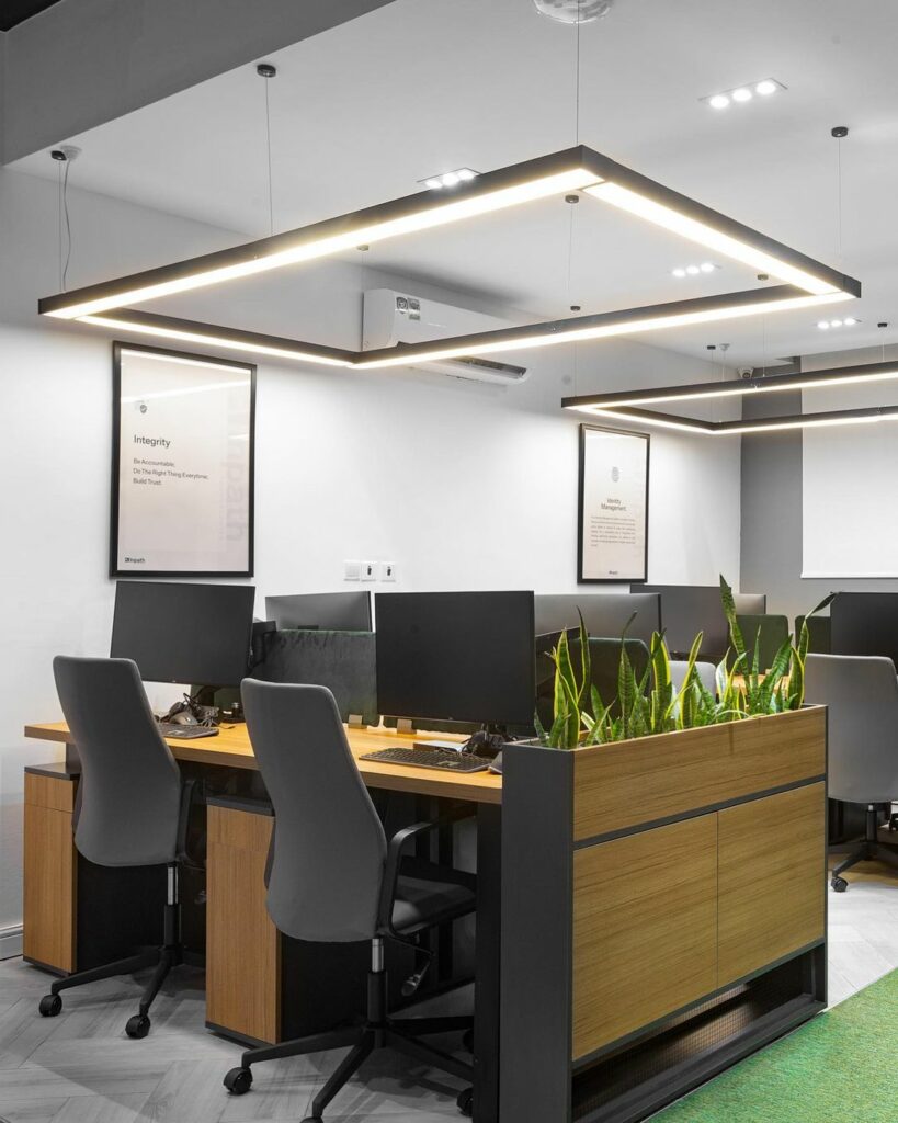 Showing Focus light in Open Concept Office Space for Inpath Technologies By DHK Designs