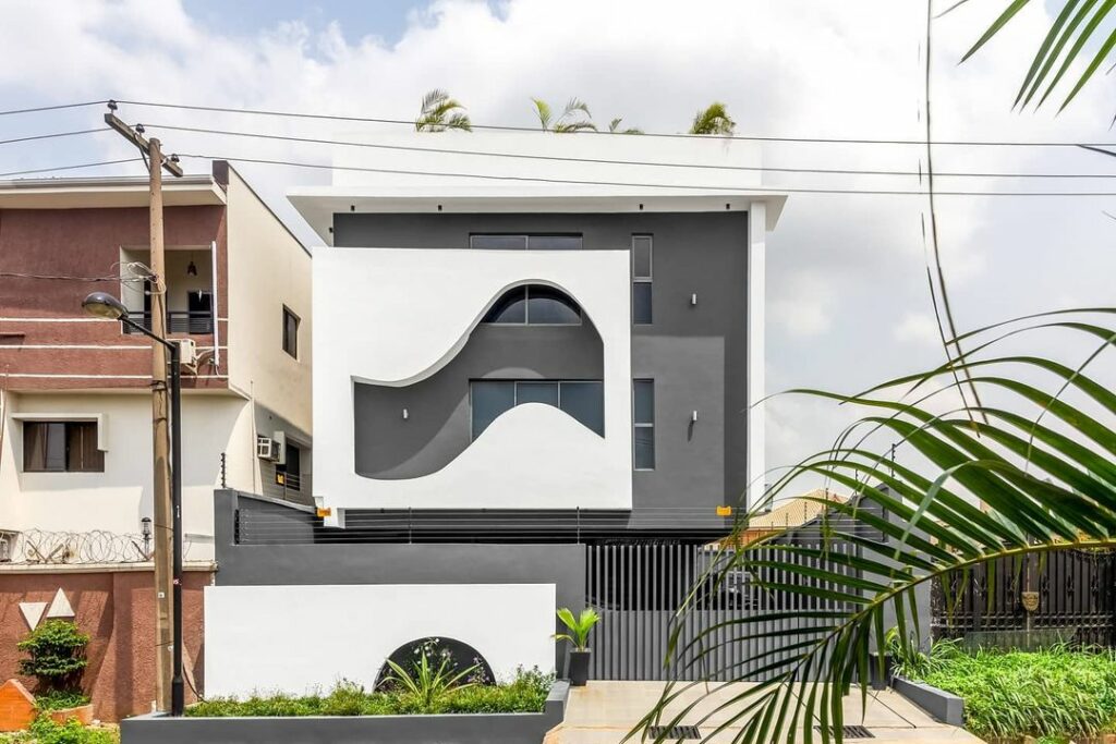 Exterior view of Detached house in Lagos, Nigeria