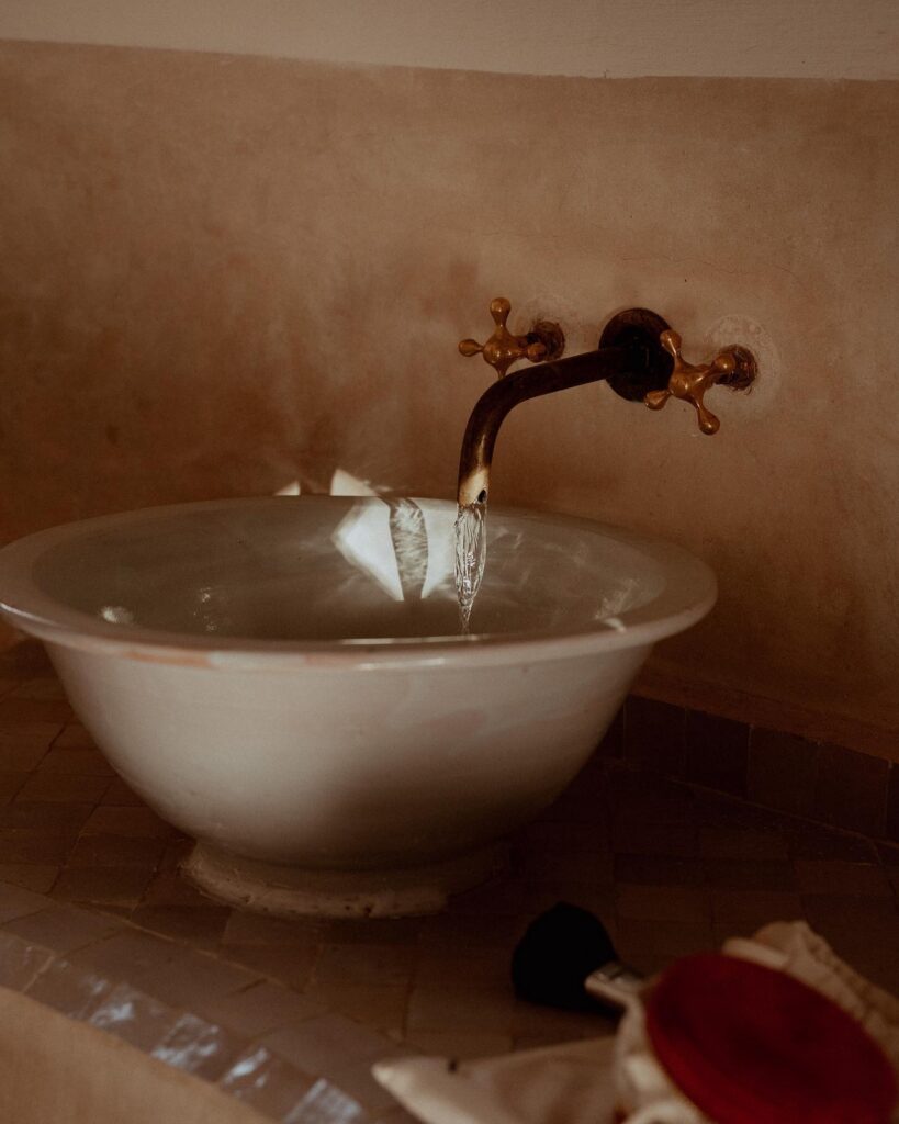 Bathroom sink in Ecodomes by Villa Maroc
