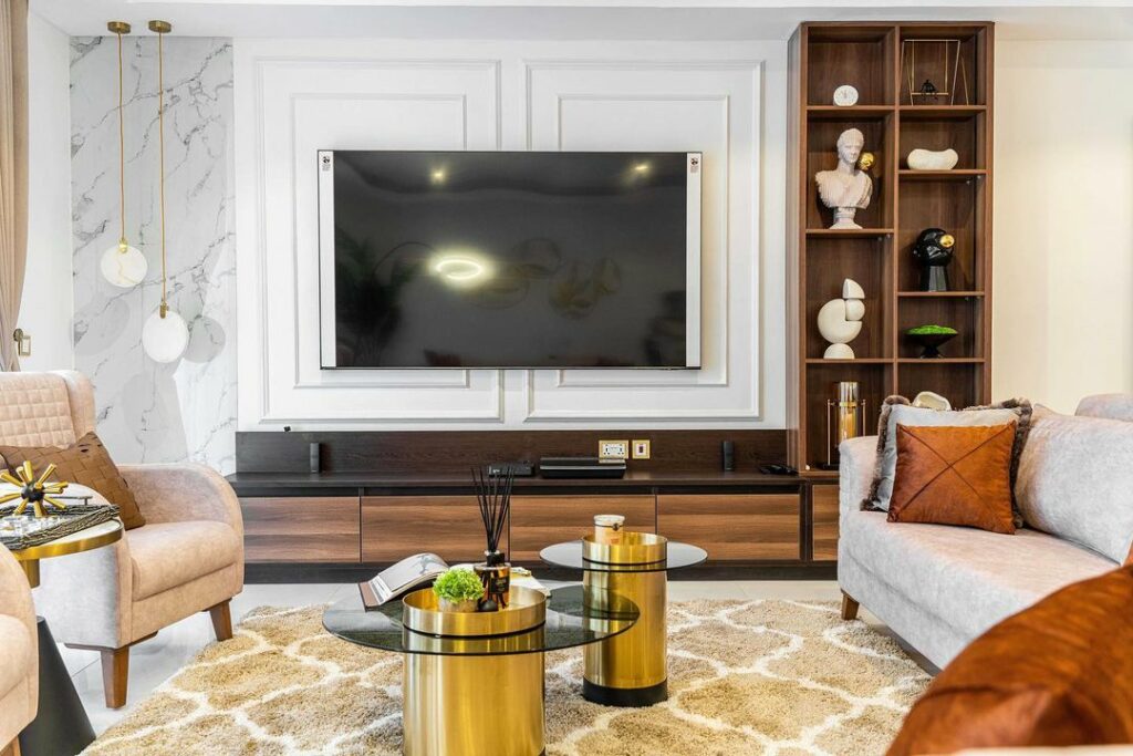 TV Joinery in Luxurious Living Room By Maison Consulting