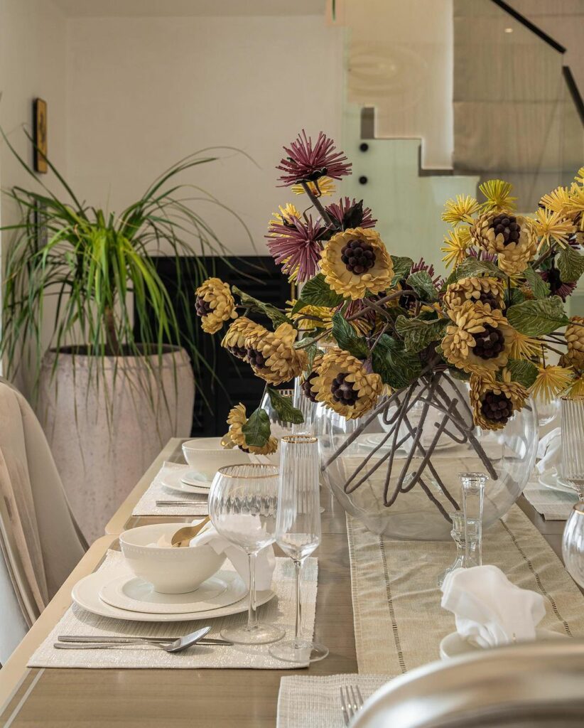 Flowers and indoor planting in dining area