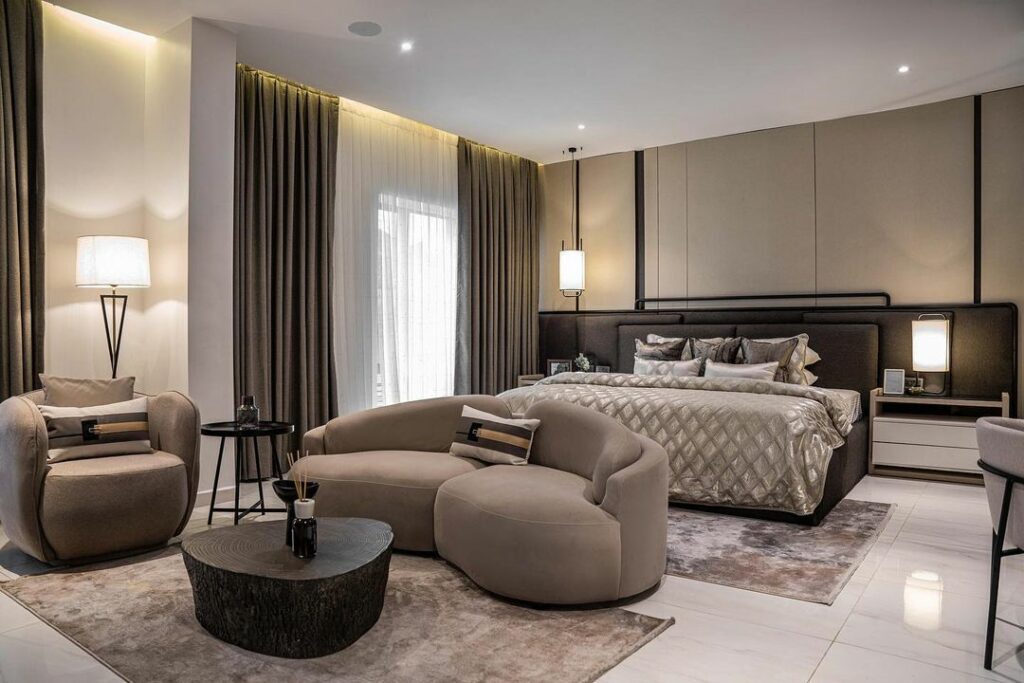 Luxurious bedroom by
Dwellion Design