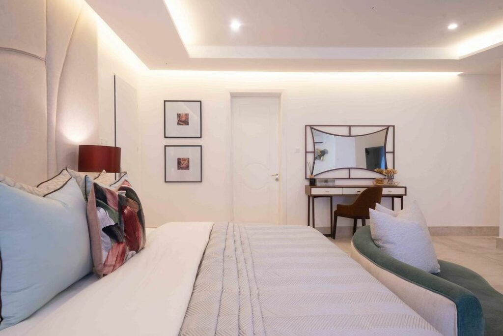 Bedroom By Kwa’ala Interiors