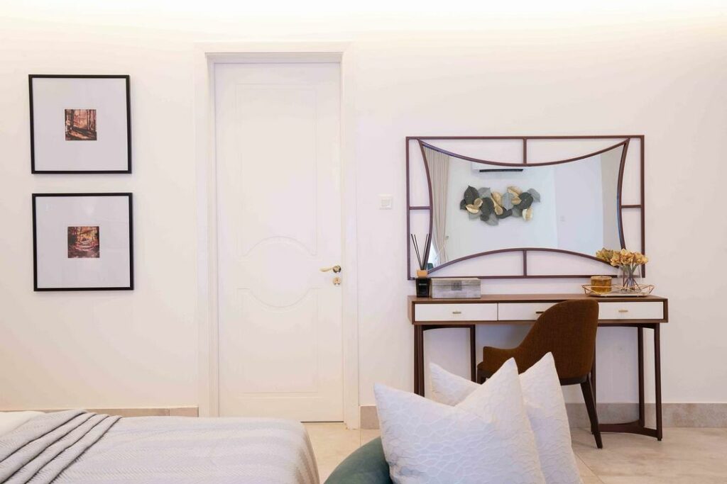 Stylish dresser in Bedroom By Kwa’ala Interiors