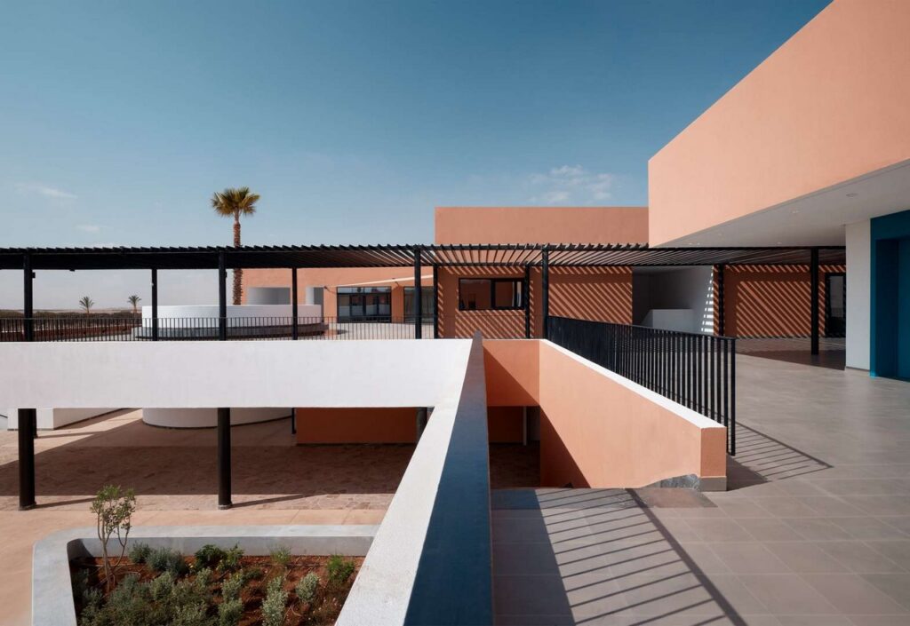 Exterior image of Jacques Majorelle School by Zarchitecture Studio