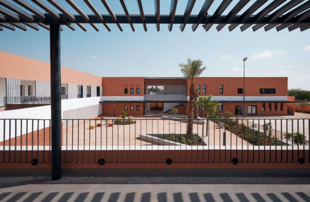 Exterior image of Jacques Majorelle School by Zarchitecture Studio